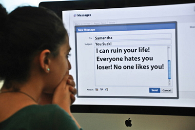 Methods to help parents deal with bullying on Facebook